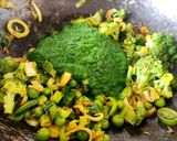 A picture of step 5 of Broccoli Leek Peas Palak Green Pulav.