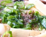 Hình bước làm 5 của món 🌱 Canh Măng Chua Nấm Chay