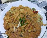 Foto langkah ke 4 dari resep Telur dadar kol daun bawang.