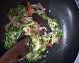 Foto langkah ke 1 dari resep Ayam suwir kecap.