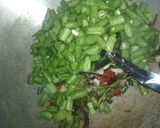 Foto langkah ke 3 dari resep Tumis Buncis Daging Sapi.