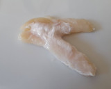 Foto del paso 1 de la receta: Cocochas de bacalao al ajillo