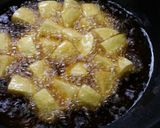 A picture of step 2 of Crispy aloo chaat.