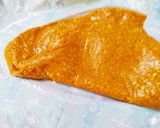 A picture of step 3 of Cashew Rose Patra.