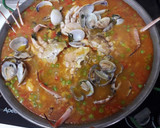 Foto del paso 7 de la receta: Paella de marisco - tenger gyümölcsei -spanyolos ételek magyarul