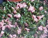 A picture of step 2 of Creamy Kale & Sausage Pasta.