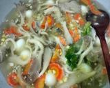 Foto langkah ke 3 dari resep Sup Jamur Tiram.