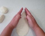 Kifli gluténmentesen recept fázis 3 fotója