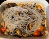 A picture of step 3 of Steamed Red Snapper with Lotus Seeds.