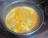 Foto del paso 6 de la receta: Pollo frito en salsa con papas cocidas