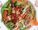 รูปขั้นตอนการทำที่ 7 ของ "ผัดผัก 5 สหายหมูสับ โรยเบคอนกรอบ"
