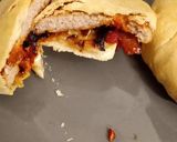 A picture of step 4 of Sausage patties in pastry.