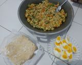 Foto langkah ke 3 dari resep Lumpia Sayur Telur.