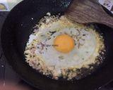 Foto langkah ke 2 dari resep Nasi goreng (DirumahAja).