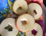 A picture of step 5 of Apple jalebi.