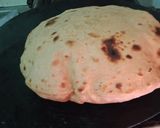 A picture of step 12 of Naram Naram Garam Garam Haseen Phulka.