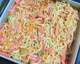 Foto langkah ke 2 dari resep Nugget Mie Sayur.