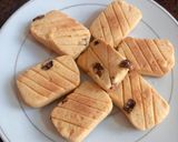 A picture of step 1 of Diet Raisens biscuits 🫓🧇.
