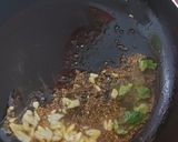 A picture of step 1 of Sev Tameta nu Shake.