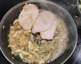 Foto del paso 4 de la receta: Lomo en salsa de cebolla y setas 🍄