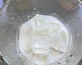 Gambar langkah 3 resipi Spanish Latte Rumahan.