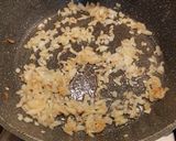Magyaros sertésszelet serpenyős szaftban recept fázis 2 fotója