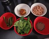 A picture of step 1 of Curry leaves chutney.