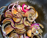 Foto del paso 2 de la receta: Cebolla moraza a la soja
