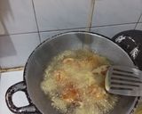 Foto langkah ke 5 dari resep #826. Ayam Goreng Kremes.