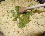 A picture of step 3 of Pasta with mint and pistachio pesto and roasted tomatoes.