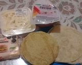 Foto del paso 1 de la receta: Sincronizadas especiales de doble queso 🧀🌮🧀