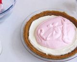 A picture of step 5 of Sweetheart pink pie.