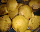 A picture of step 6 of Lauki ke pakode (Crispy bottle gourd fritters).