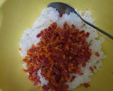 Foto langkah ke 2 dari resep Bola-bola nasi mozarela.