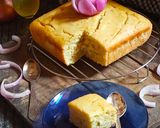 পেঁয়াজের কেক (peyajer cake recipe in Bengali) রেসিপির ধাপ 10 ছবি