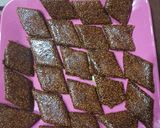 तिळाची चिक्की (tidachi chikki recipe in marathi) रेसिपी स्टेप 7 फोटो 