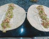 A picture of step 4 of Chicken tortillas wrap.