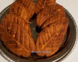 A picture of step 4 of Thekua with jaggery.