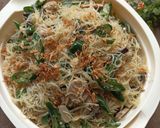 Foto langkah ke 4 dari resep Bihun Goreng Cabe Ijo.