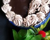 A picture of step 10 of Chocolate drip cake.