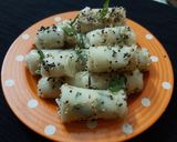 સોજી ખાંડવી (Sooji Khandvi Recipe In Gujarati) રેસીપી સ્ટેપ2ફોટો