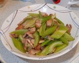 咸豬肉炒西芹的食譜步驟4照片