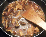 Foto del paso 6 de la receta: Pollo con setas al estilo chino acompañado de arroz tres delicia