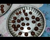 A picture of step 5 of Ginger Jaggery Lemon Honey Candy.