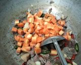 Foto langkah ke 2 dari resep Asam Manis Buncis Tetelan Sapi.