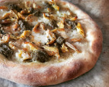 Foto del paso 12 de la receta: Pizza de pollo, burrata y salsa pesto