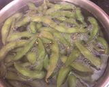 Foto del paso 1 de la receta Salteado de edamame, picada de pavo y verduras