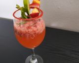 A picture of step 5 of Strawberry mojito mocktail.