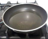 Foto del paso 7 de la receta: Cazón (Musola) en adobo y rebozada
