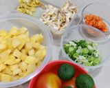 Foto langkah ke 4 dari resep Soto Ayam Betawi.